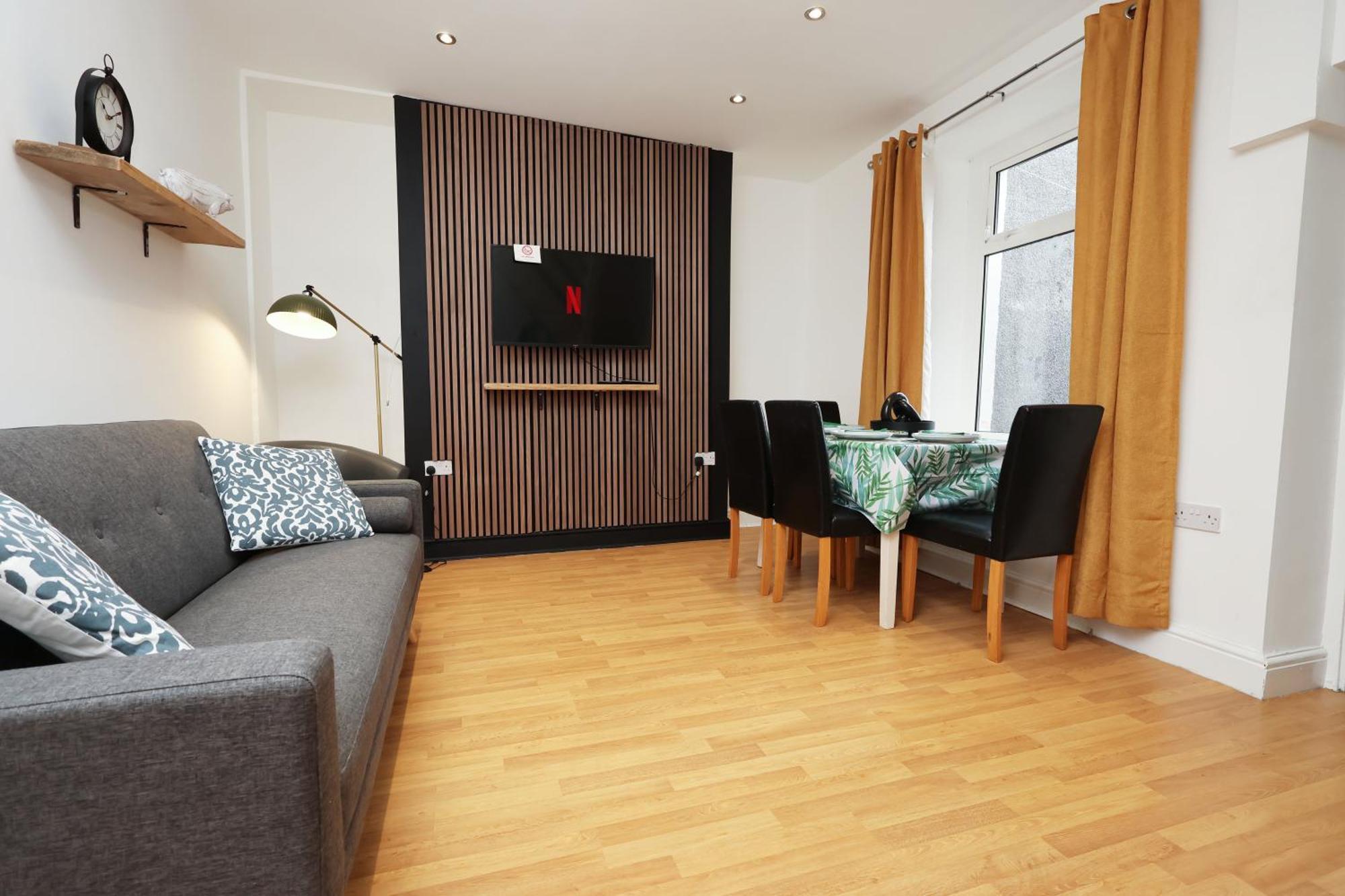 Viewing Deck, On-Street Parking, Tv In Every Room Swansea Exteriér fotografie