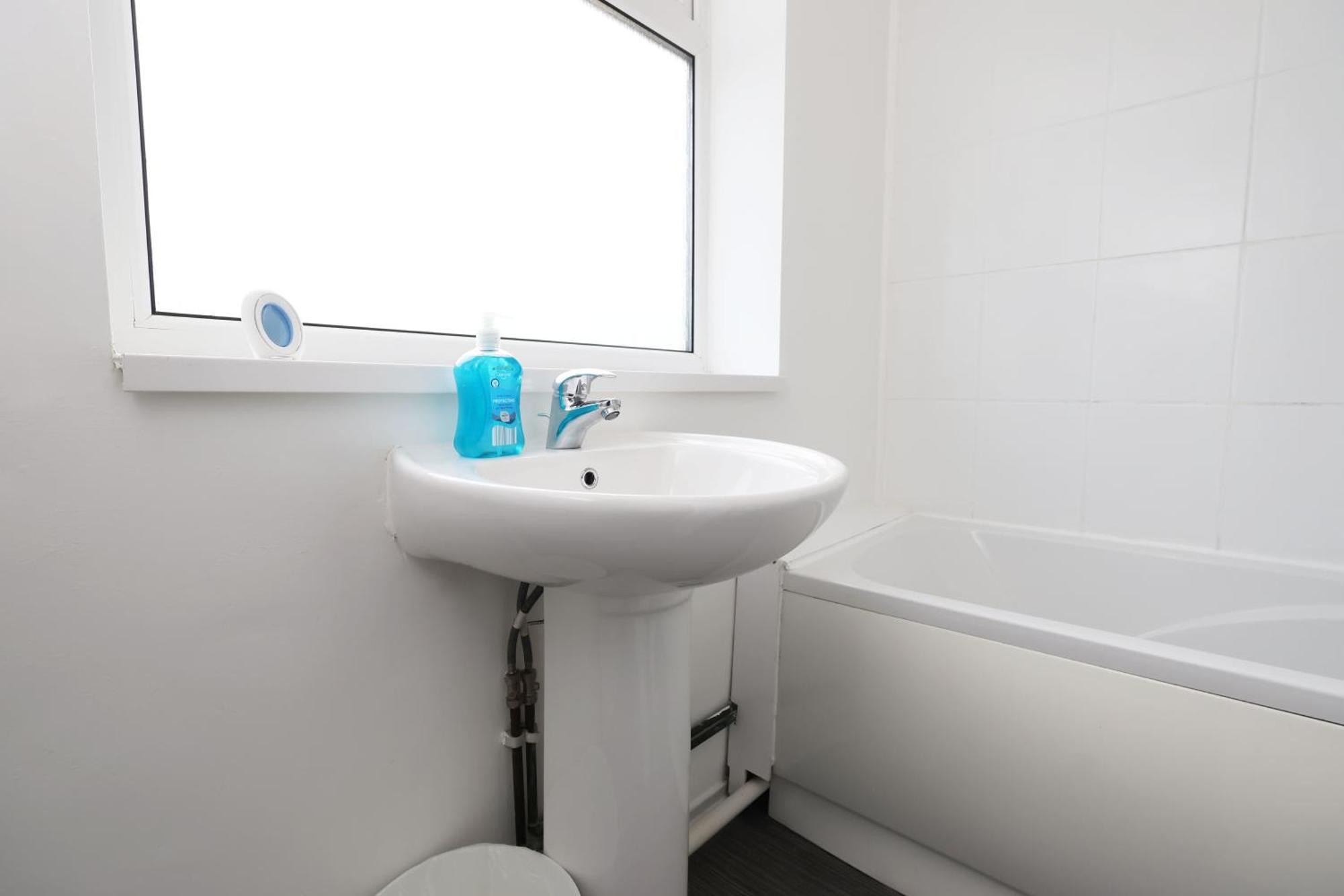 Viewing Deck, On-Street Parking, Tv In Every Room Swansea Exteriér fotografie